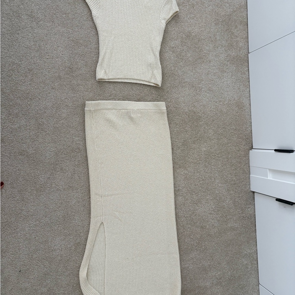 H&M Cream Knit Skirt Set